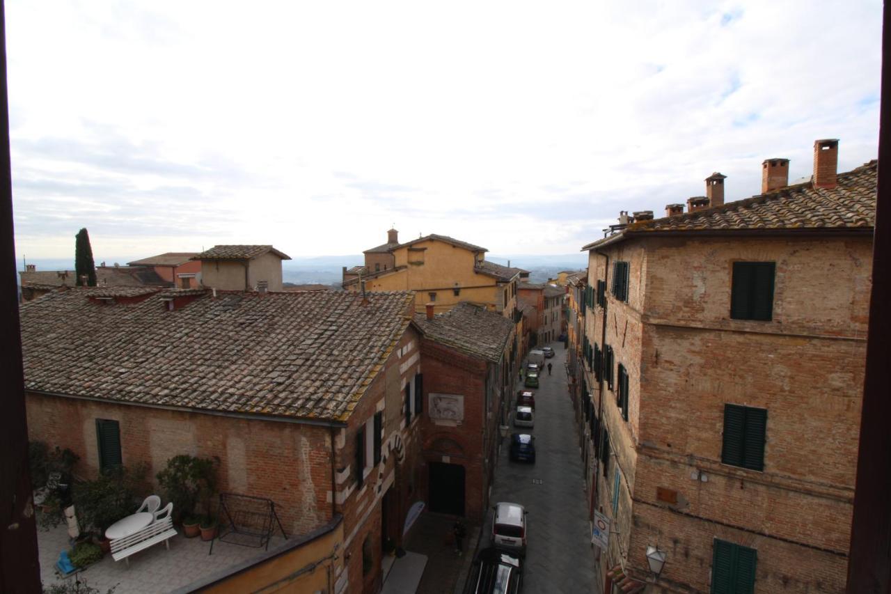 Ferienwohnung Nora'S House Siena Exterior foto